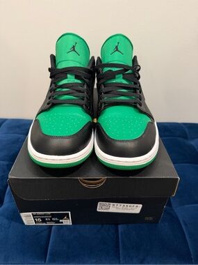 Jordan 1 Low Black and Lucky Green
